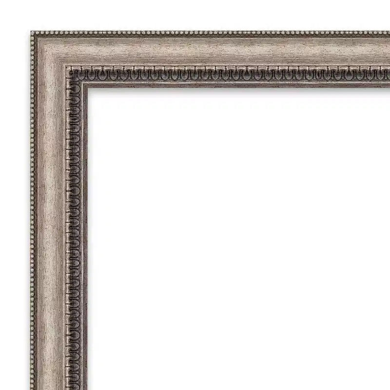 Miroir mural Lyla Ornate argenté 42" x 31" sans biseau – Grand rectangulaire