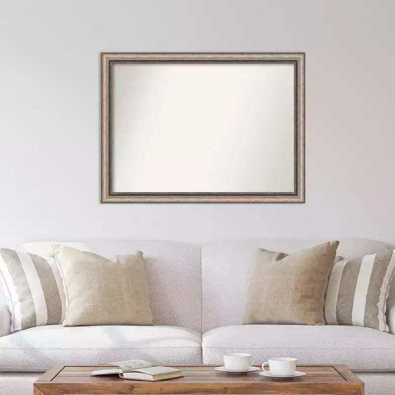 Miroir mural Lyla Ornate argenté 42" x 31" sans biseau – Grand rectangulaire